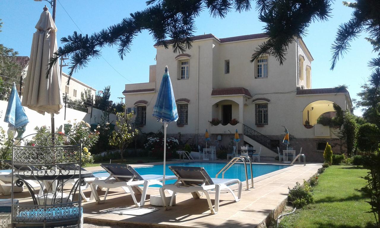 Villa Pomme D'Or Миделт Екстериор снимка
